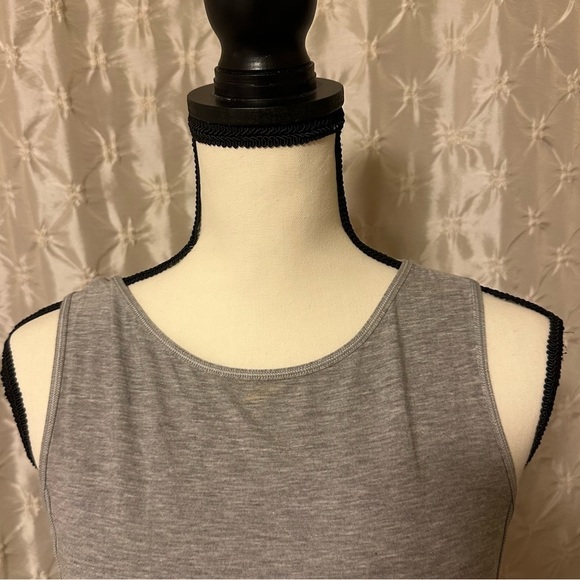 Lululemon Turn to Tie Wrap Tank Top Heathered Core Light Grey Yoga - Picture 6 of 11